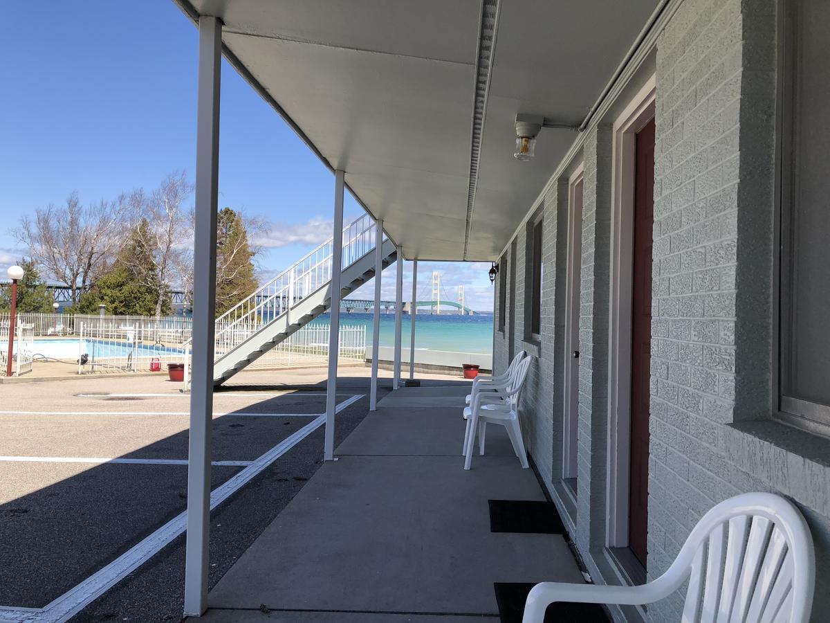 Riviera Motel Mackinaw City Esterno foto